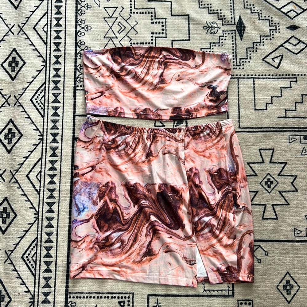 Shein two piece skirt and tube top tie-dye gemstone print pink 3xl
